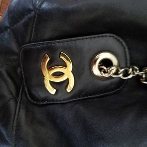 Chanel bucket bag
